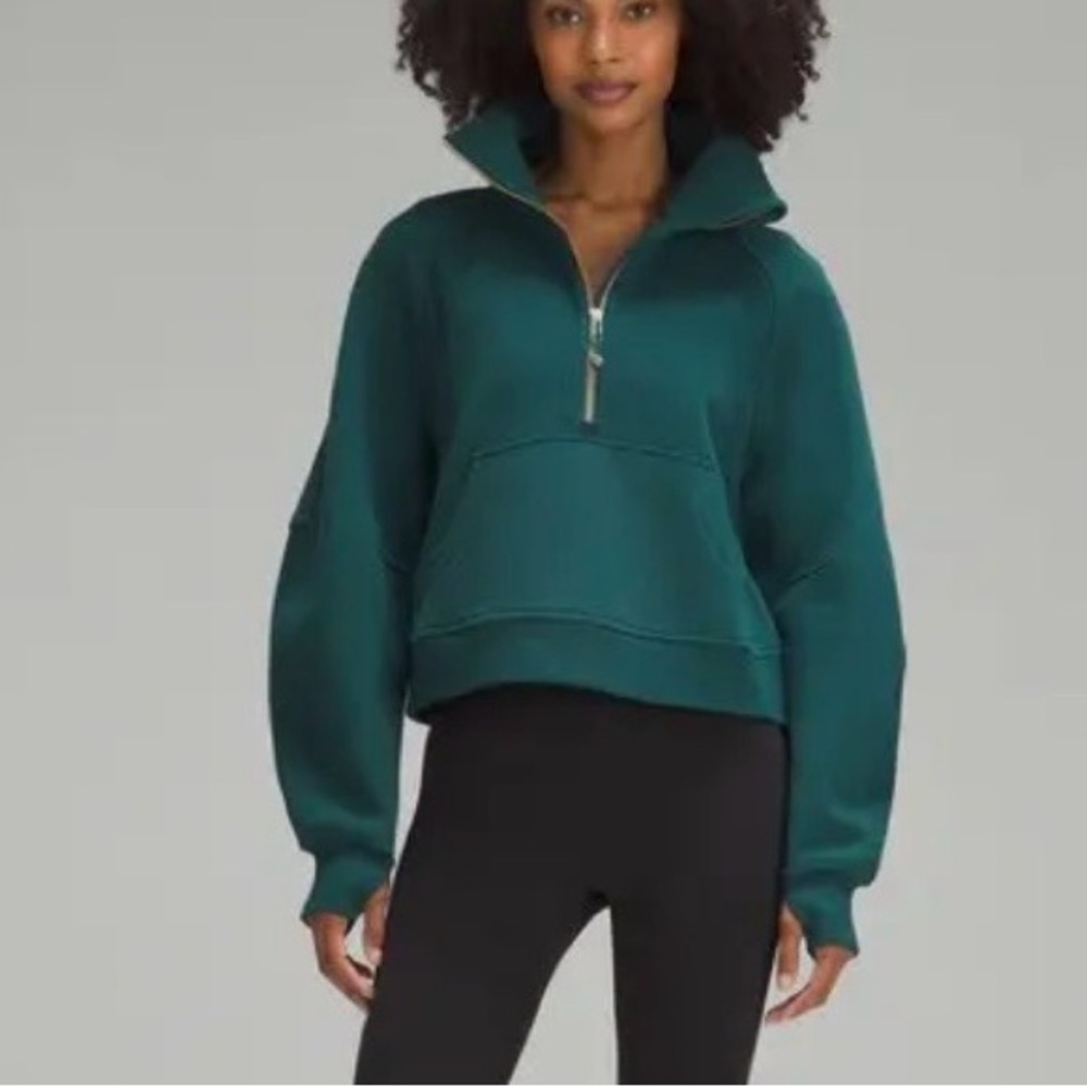 Scuba oversized funnel neck half zip  gold 
Size XL